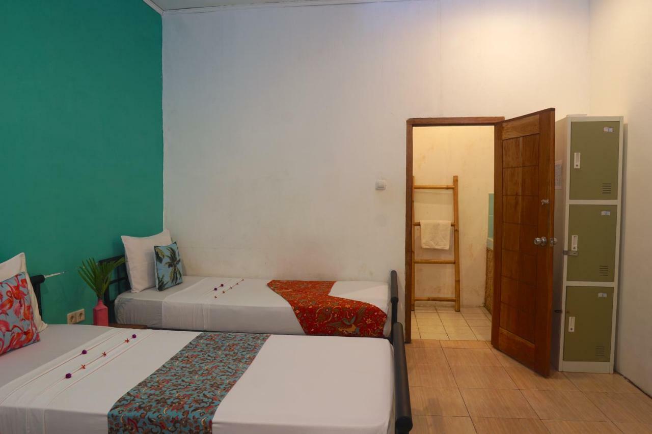 Albergue La Favela Gili Trawangan Exterior foto