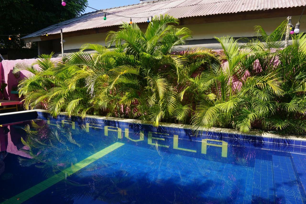 Albergue La Favela Gili Trawangan Exterior foto