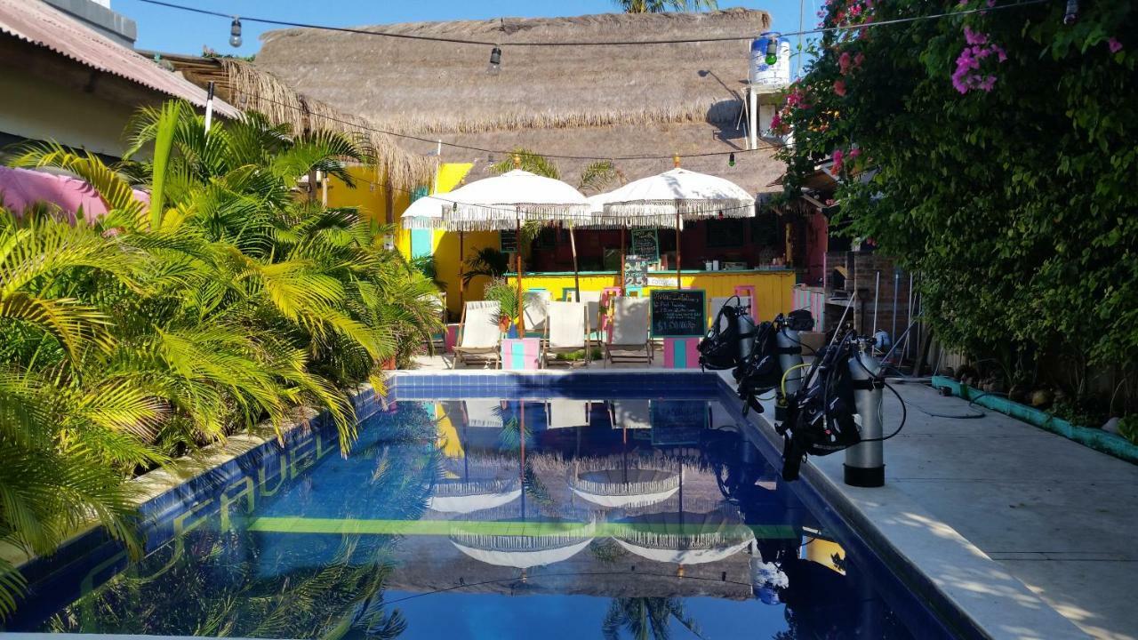 Albergue La Favela Gili Trawangan Exterior foto